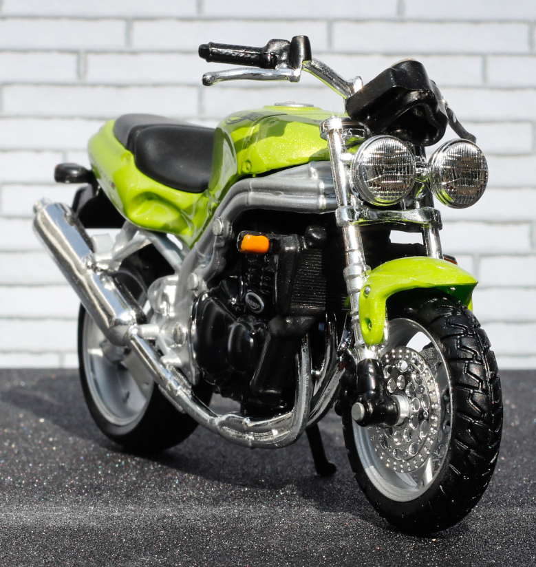 Maisto Triumph Speedtriple 955i